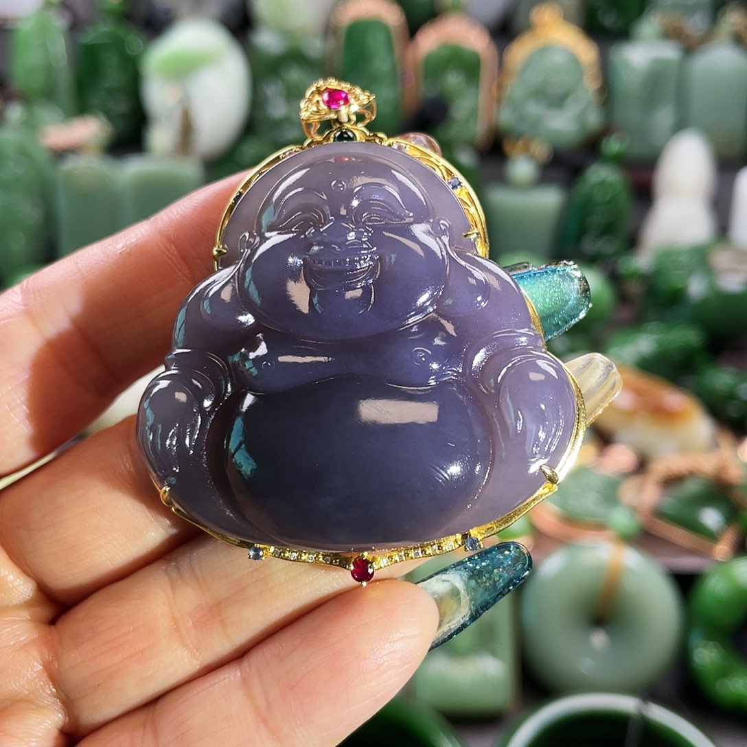 和田玉挂件18K金镶嵌