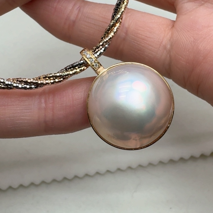 拼合珍珠（马贝珠）颈饰未镶嵌