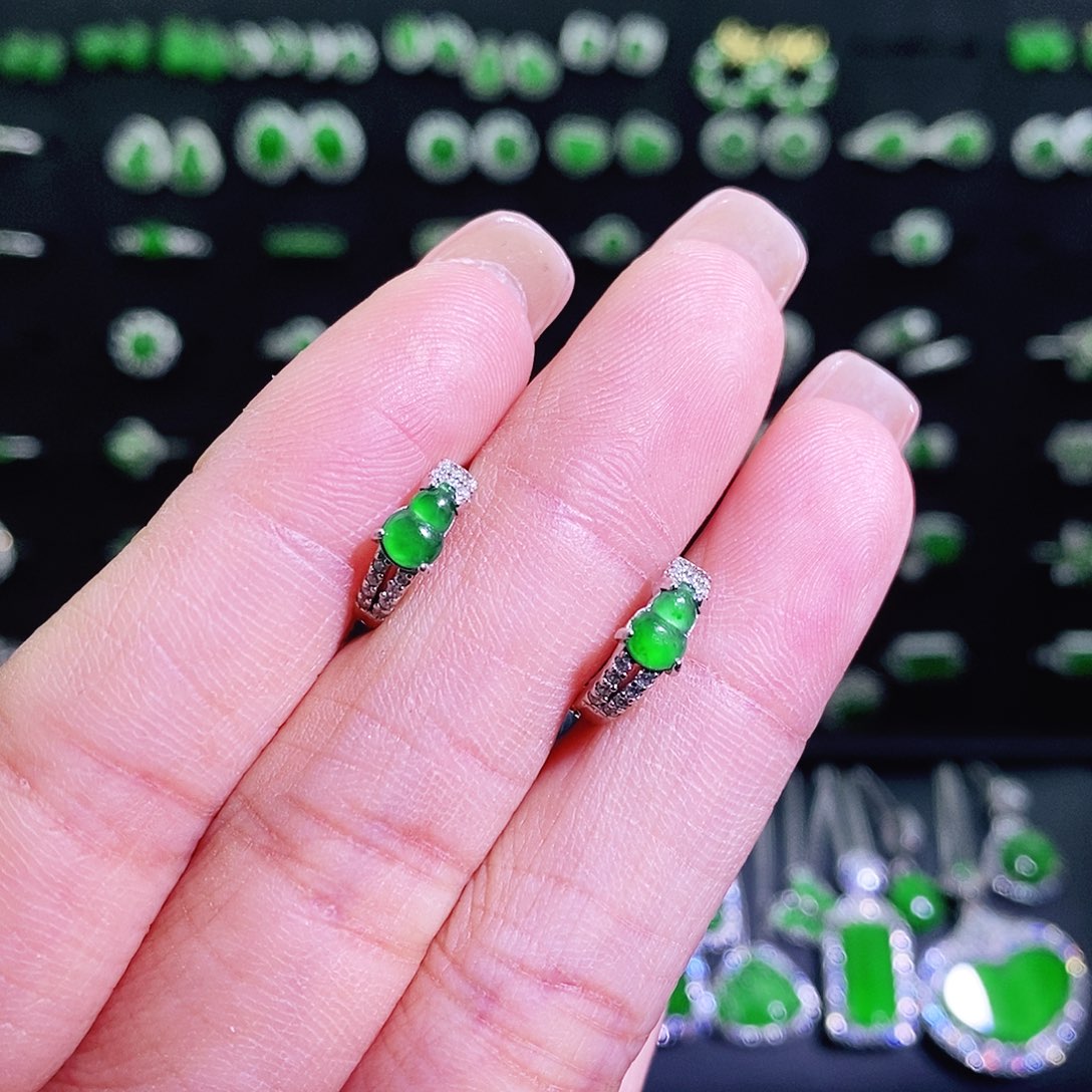 翡翠银S925镶嵌耳饰多样性