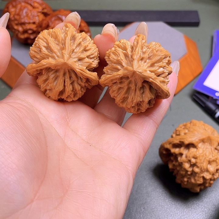 把件文玩核桃文玩三棱