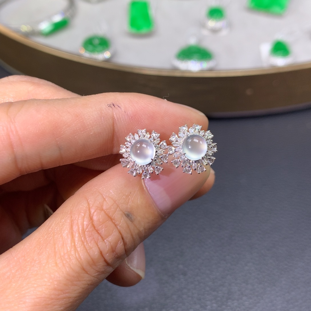 翡翠耳饰18K金镶嵌翡翠