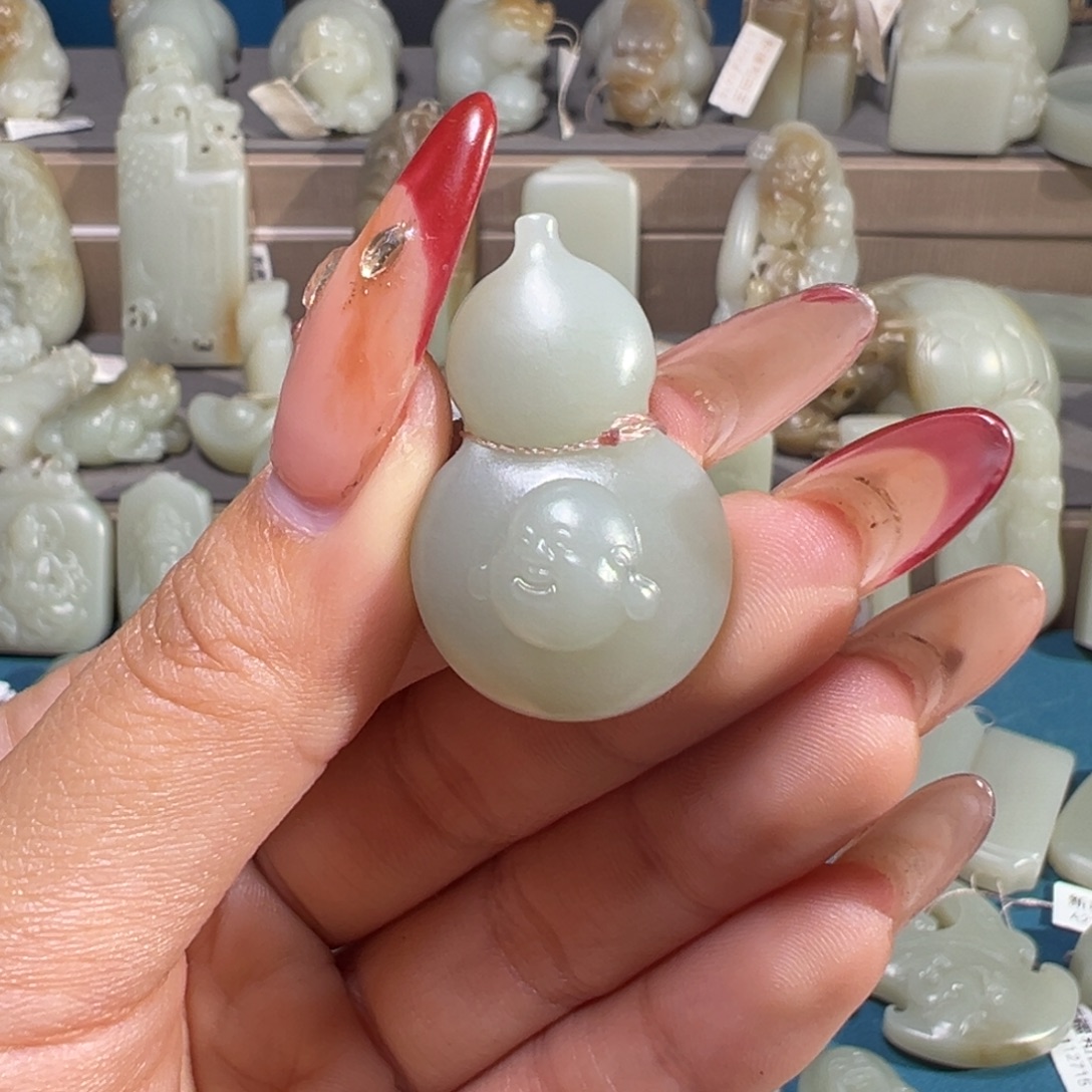 和田玉（糖玉）未镶嵌颈饰