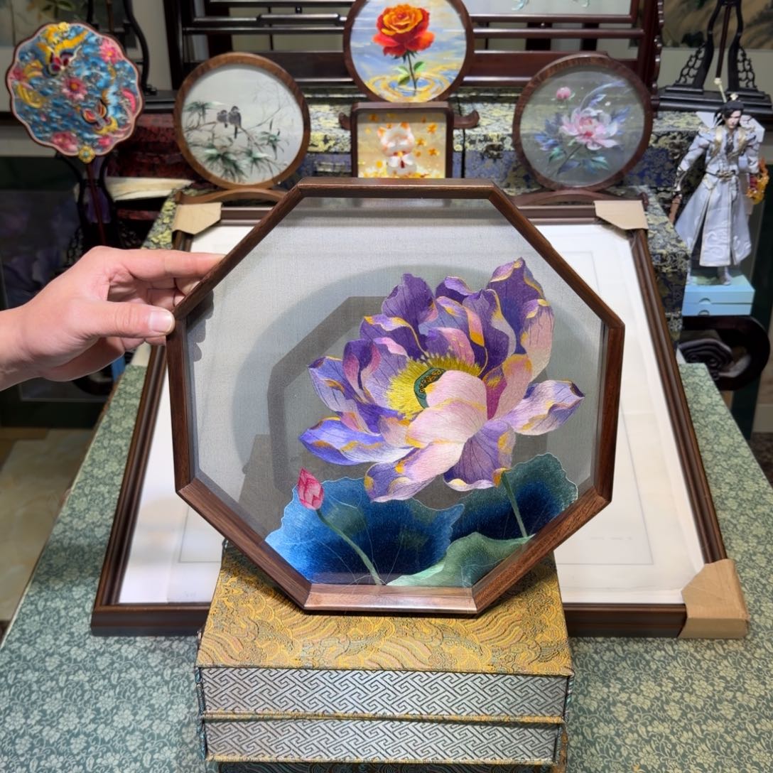 刺绣手工苏绣工艺异色精品