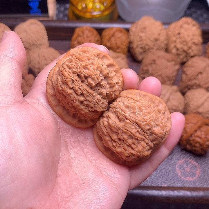 快***5文玩核桃吊坠血麒麟42尺有修