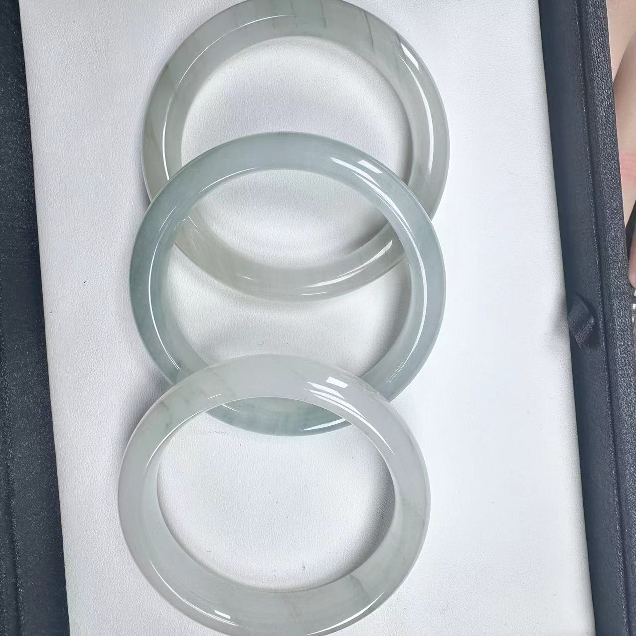 新疆天然天山翠手镯，多样性发货发一