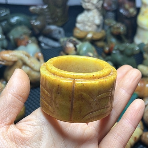 白玉菩提吊坠摆件