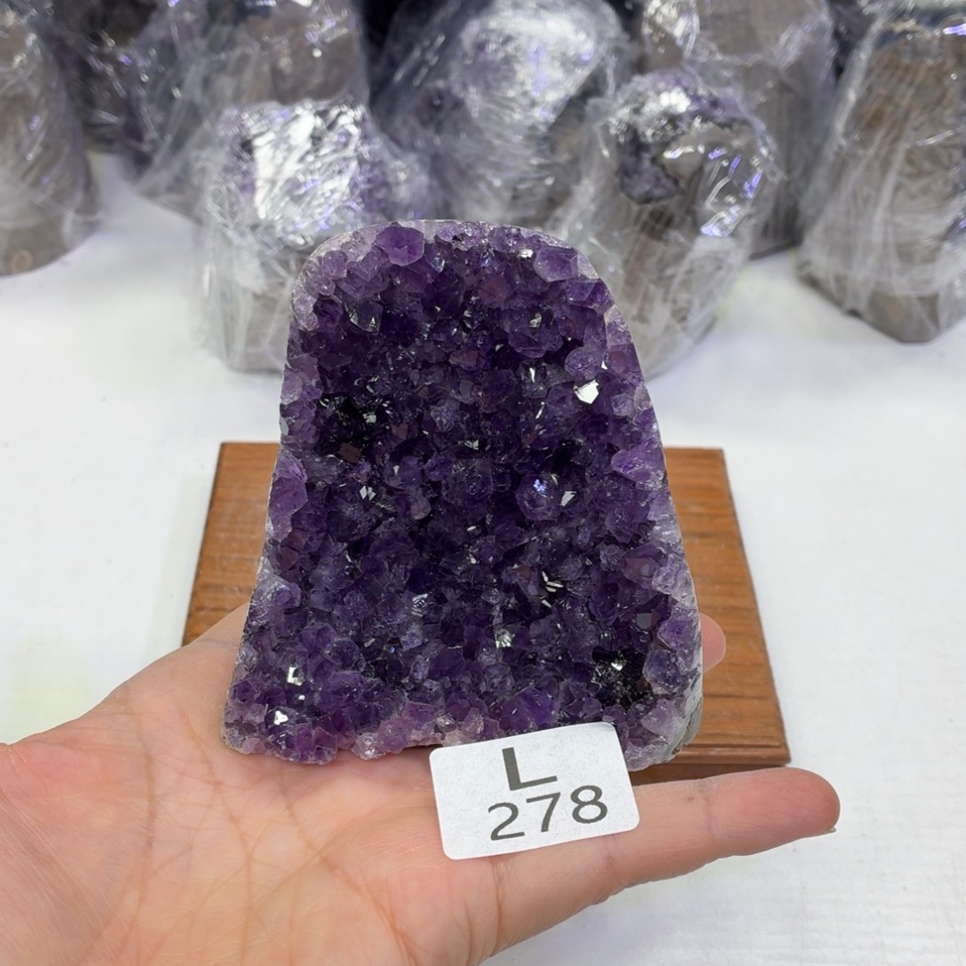 水晶摆件未镶嵌天然紫水晶