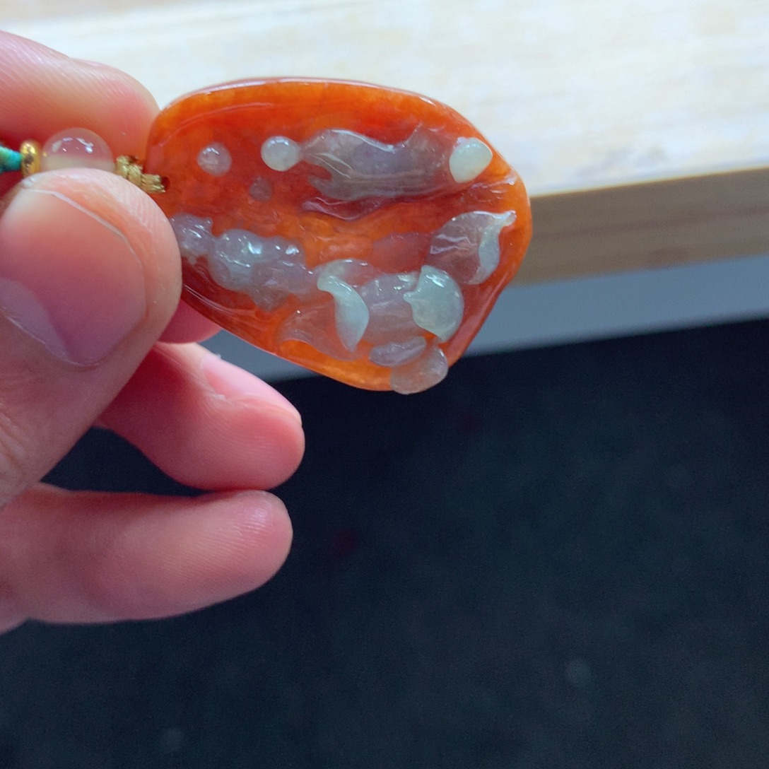 翡翠颈饰未镶嵌吊坠