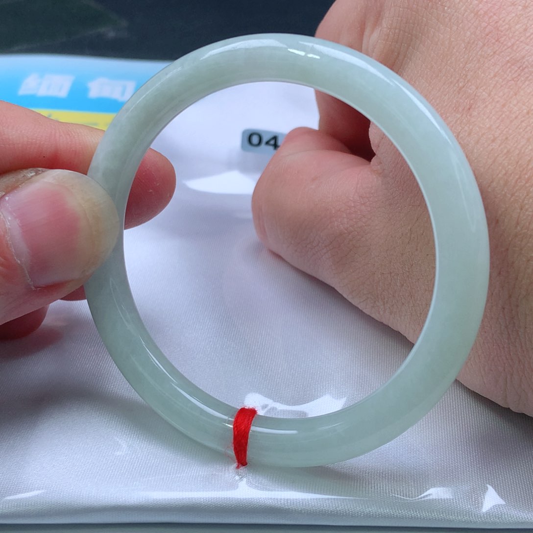 翡翠手镯未镶嵌0409号