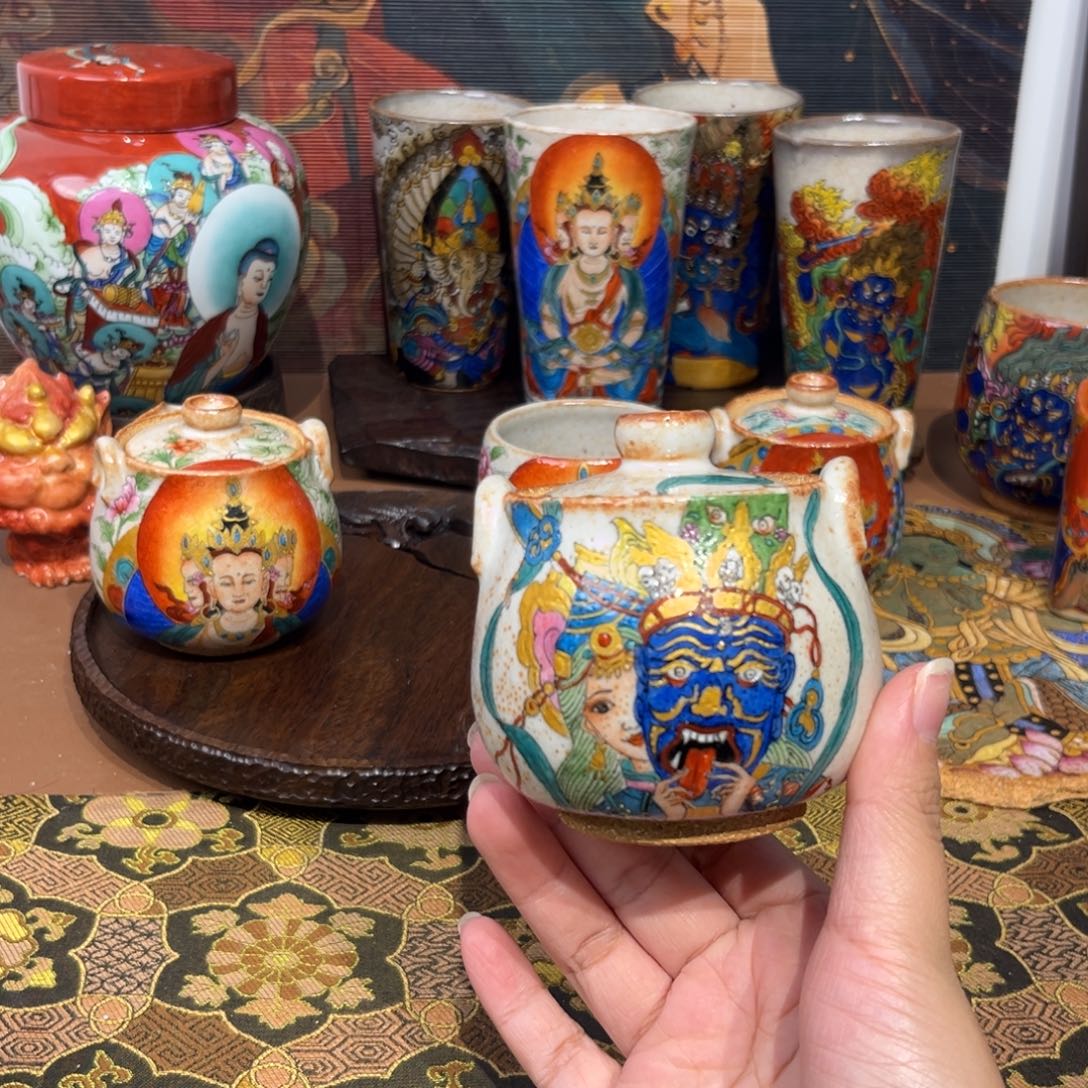 手工手绘扎基拉姆宝瓶