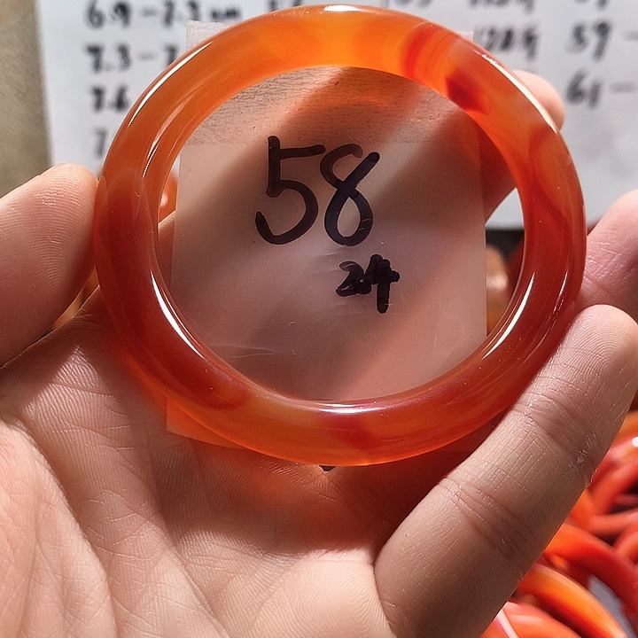 玛瑙/玉髓手镯未镶嵌