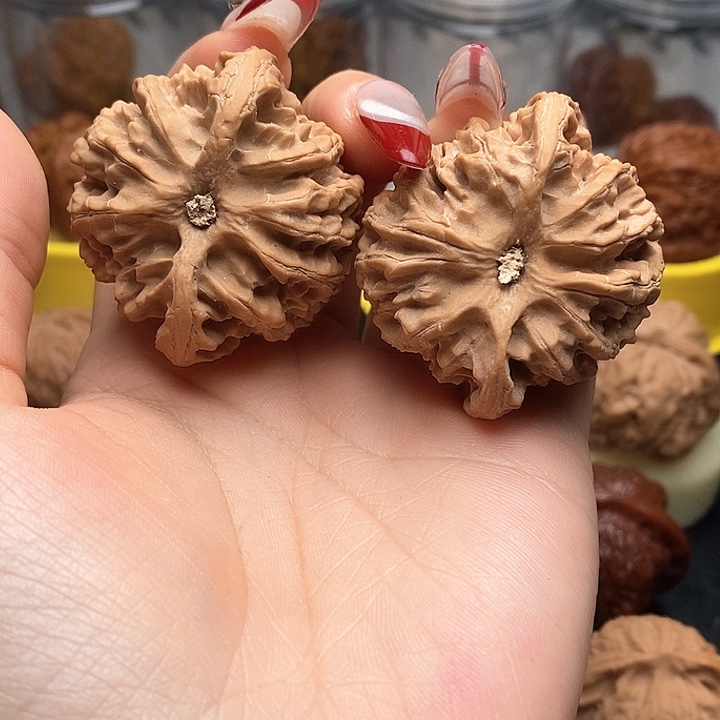 文玩核桃吊坠愿*意全品44尺苹果园。5号