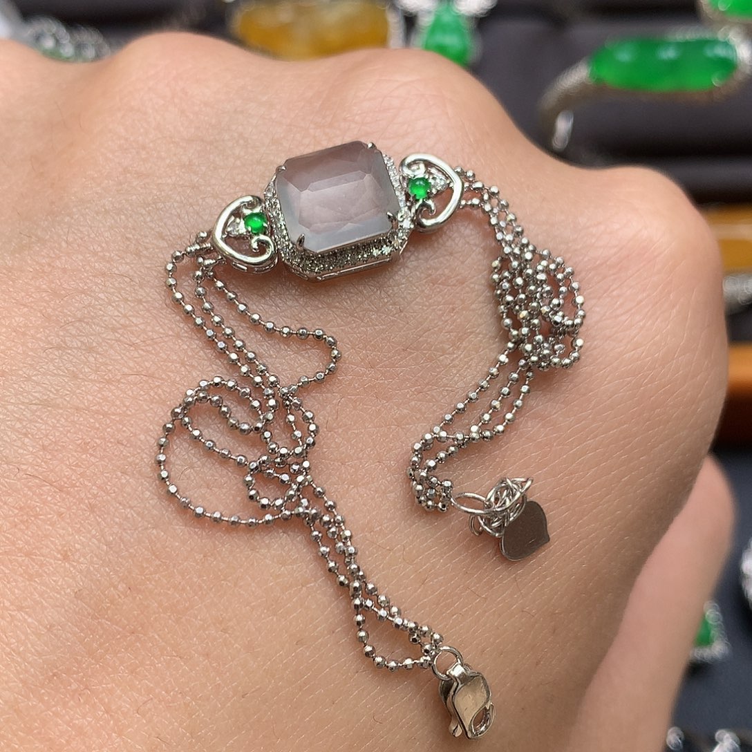 翡翠18K金镶嵌手链