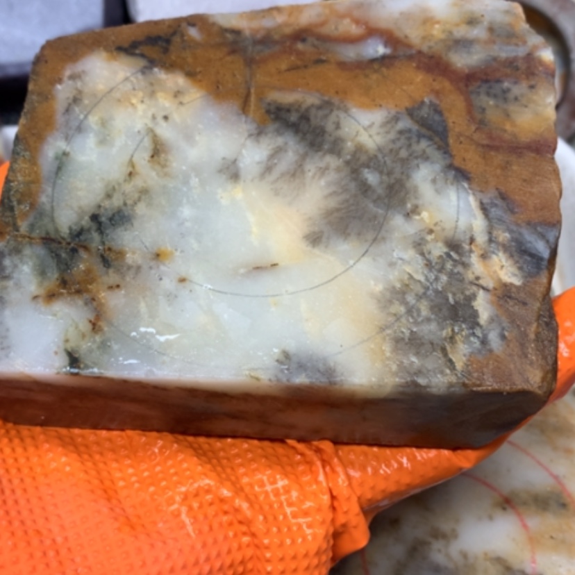【闪购商品】石英质玉手镯未镶嵌