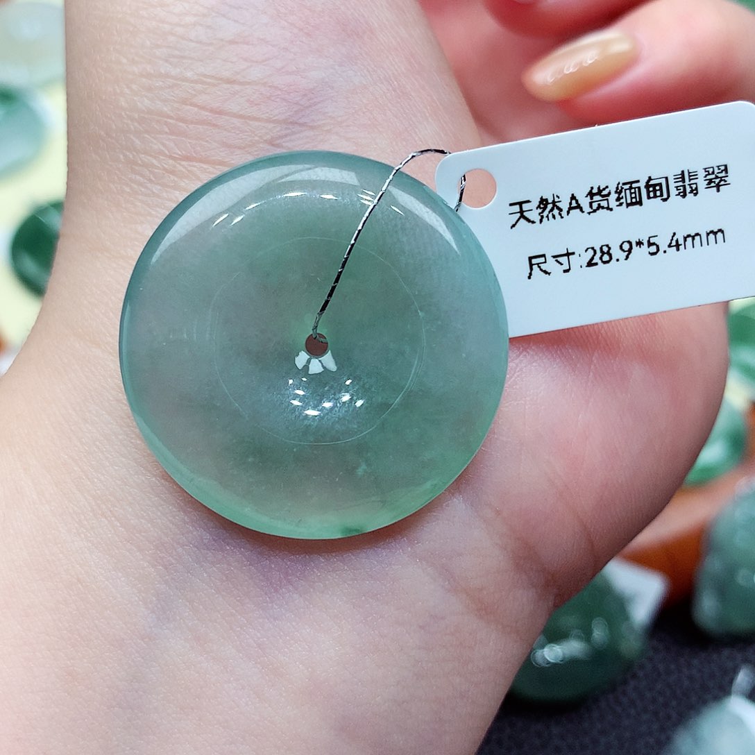 翡翠未镶嵌颈饰平安扣31