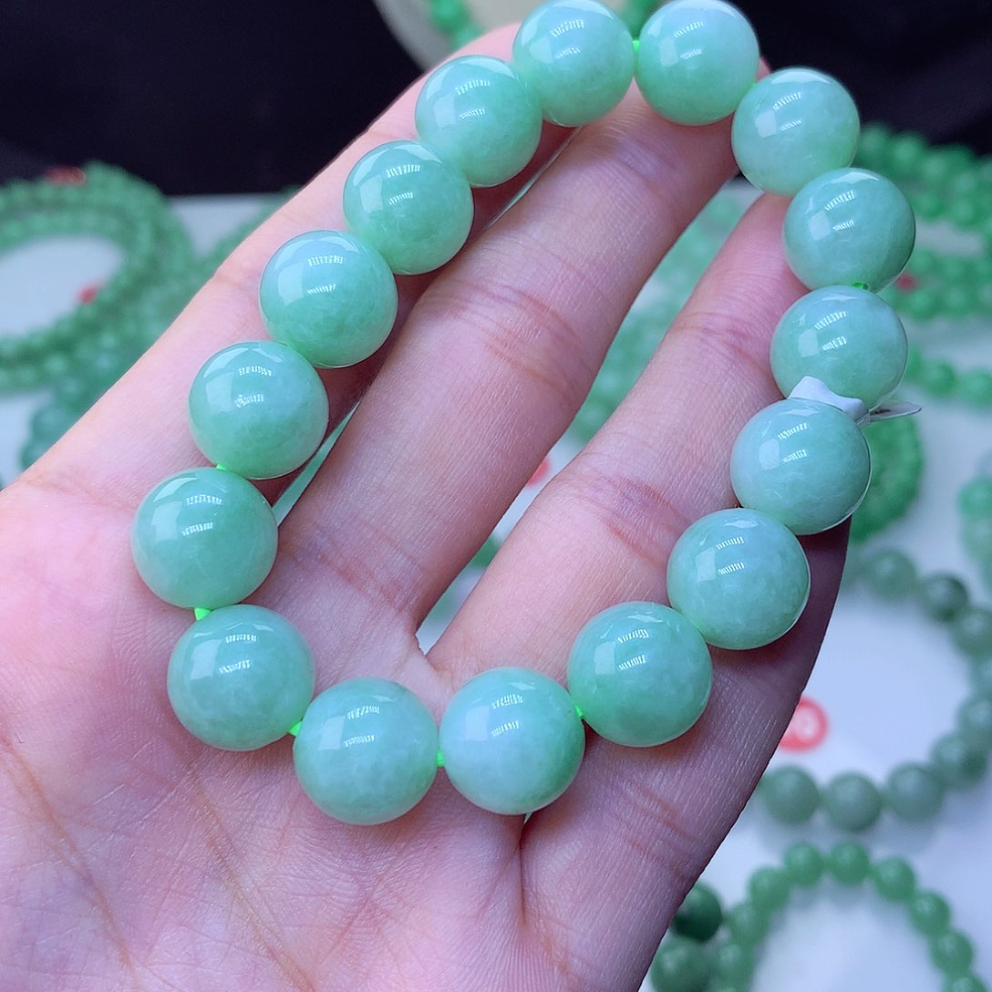 翡翠毛衣链未镶嵌