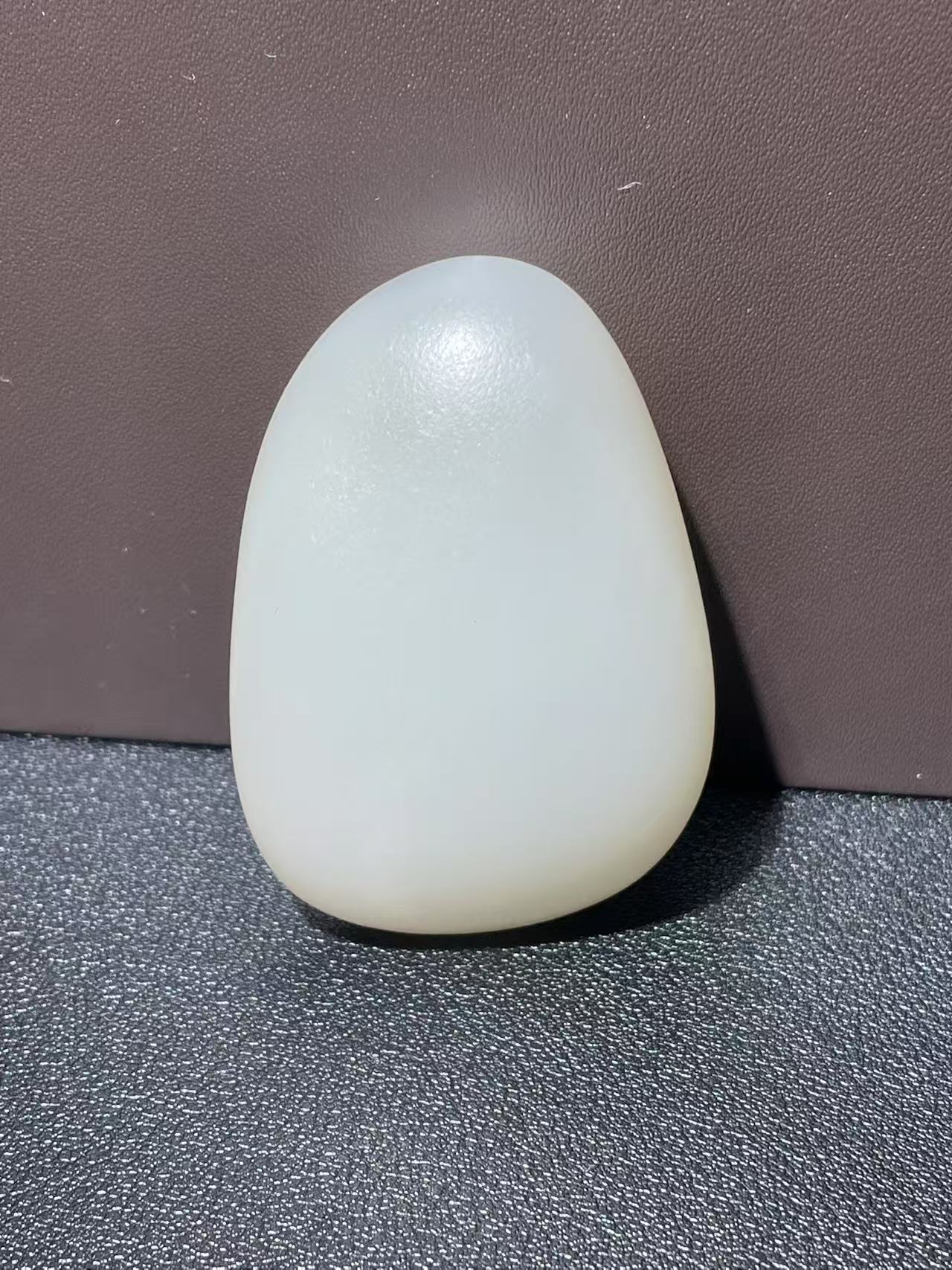 精品和田玉光白籽