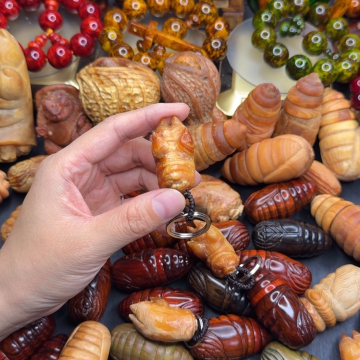 松木琥珀木文玩手串