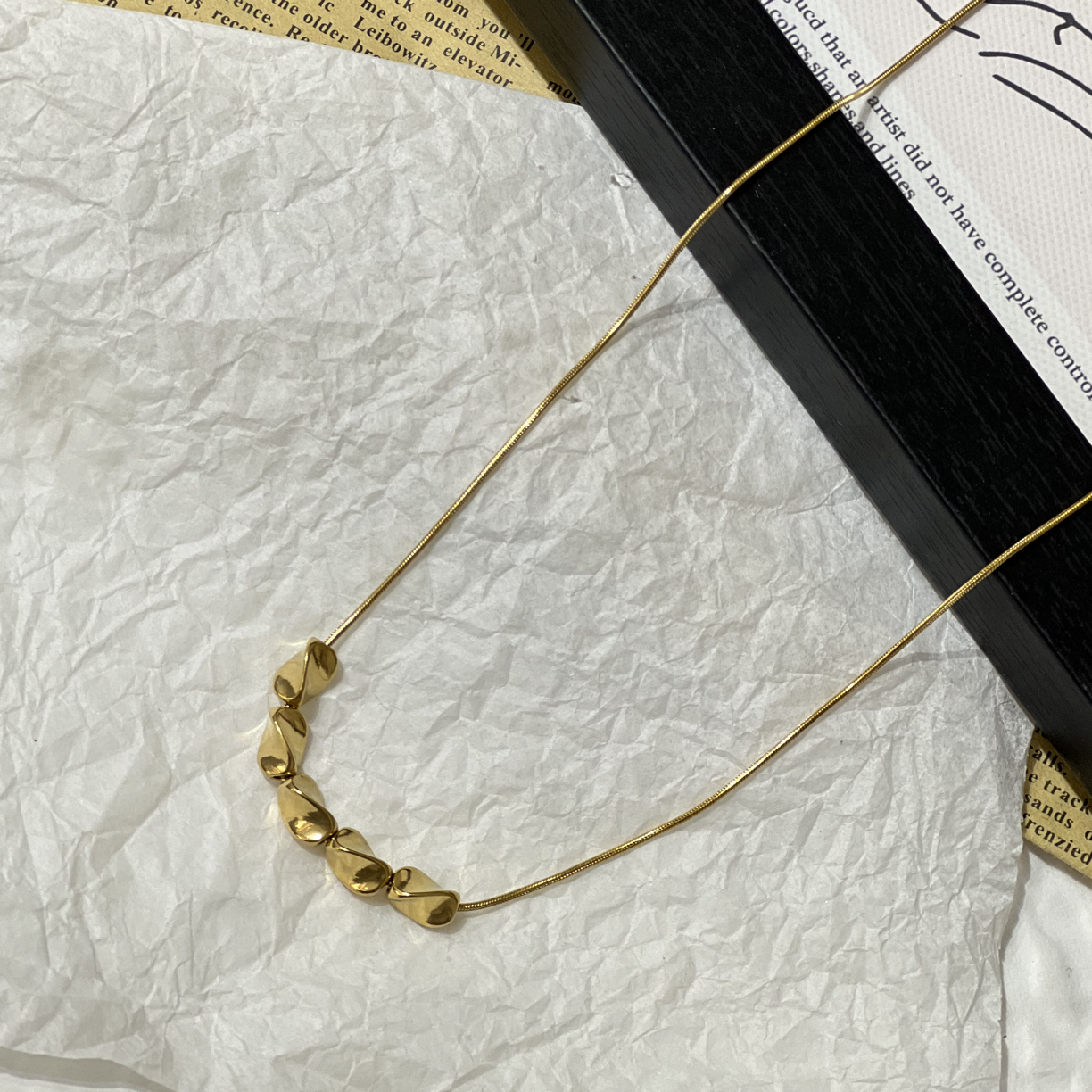 钛钢项链 LARVINA法式金色小珠珠项链