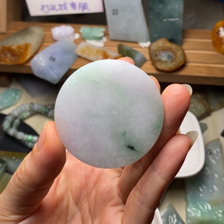 翡翠未镶嵌颈饰天然