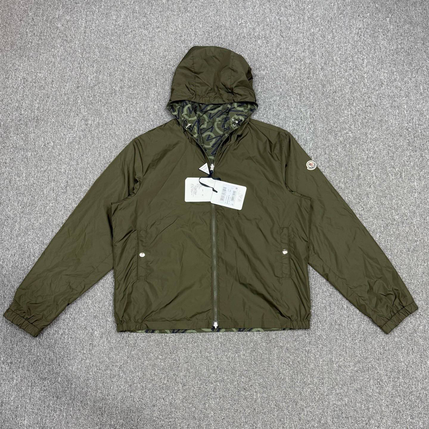 未使用 MONCLER 16134038 新款墨绿色双面穿尼龙外套 未使用5码x2