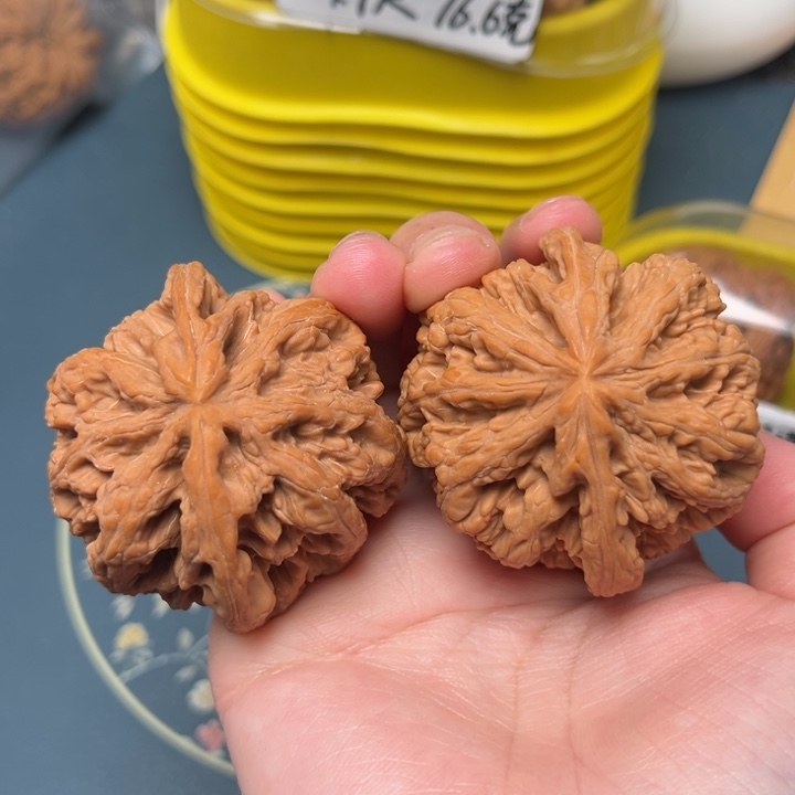 文玩核桃吊坠48-32508-05 