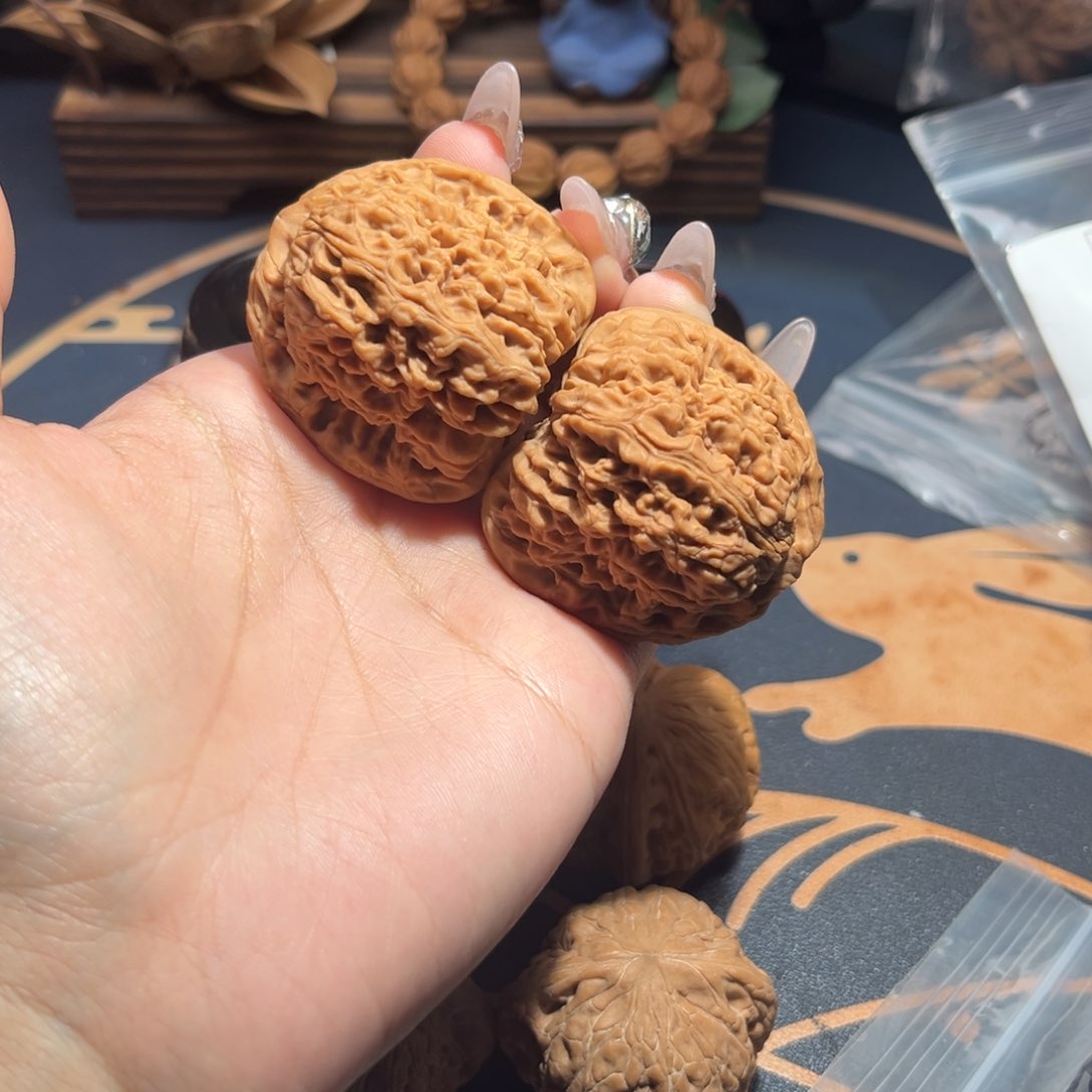 文玩核桃吊坠42.5南疆