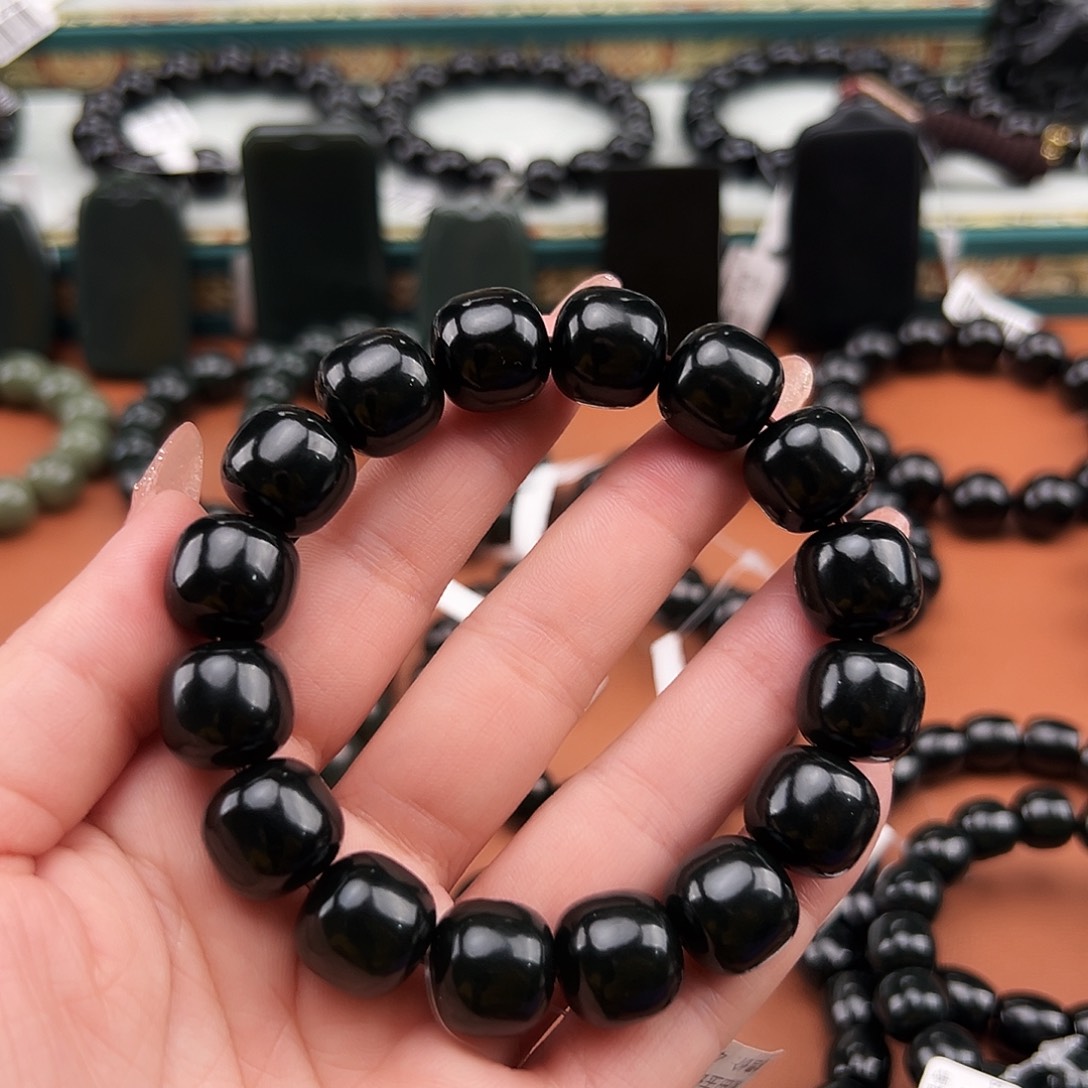 用***3和田玉未镶嵌手串