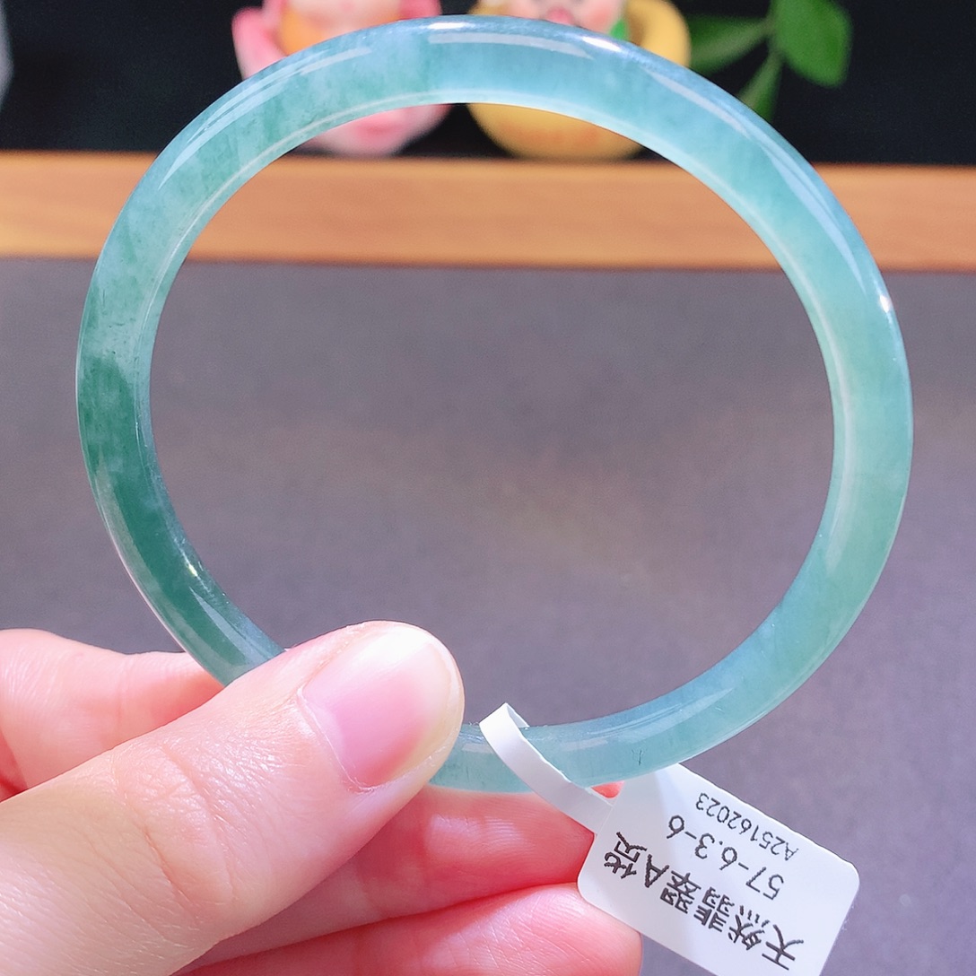 翡翠未镶嵌手镯天然翡翠