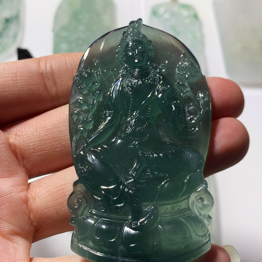 定制翡翠未镶嵌翡翠