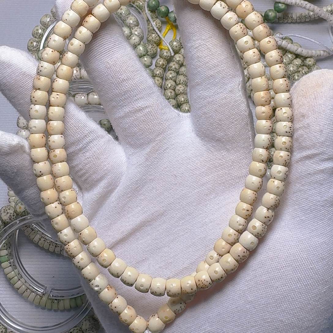 香***所手串星月菩提原生态石玉料6直切月留白氧化