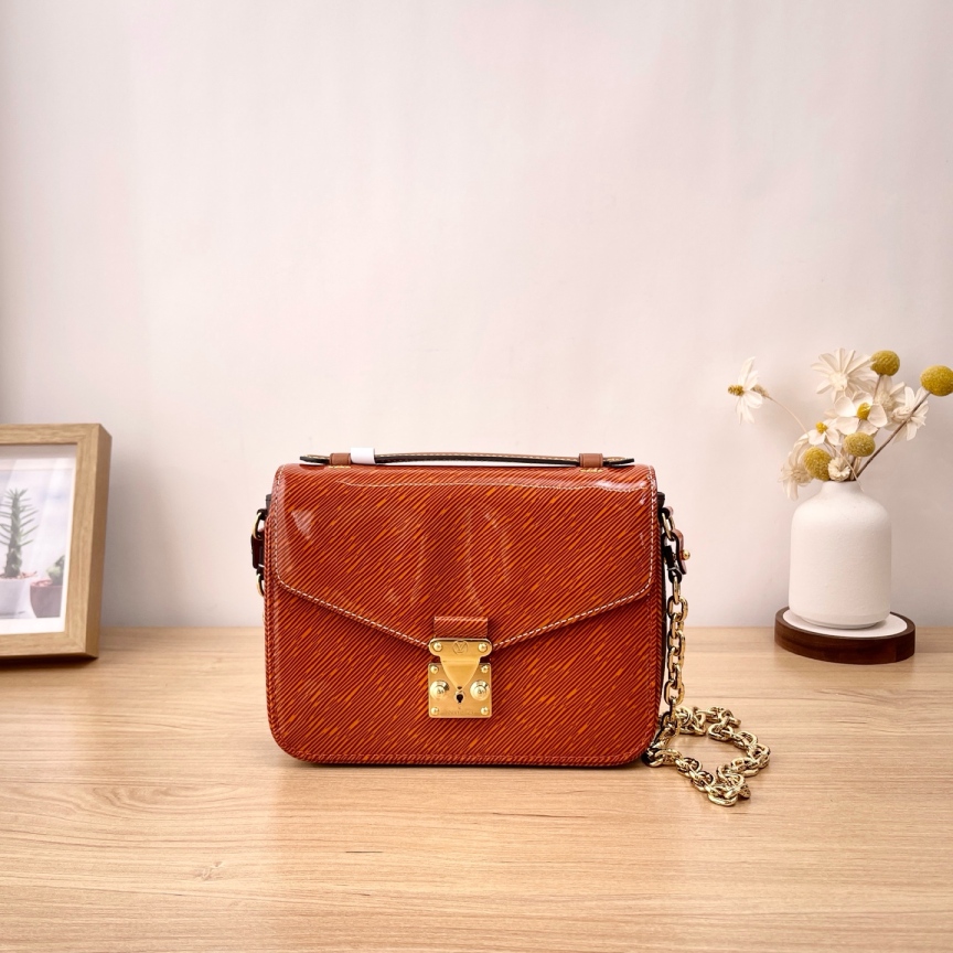 95新 LouisVuitton/路易威登 邮差/单肩包/0141