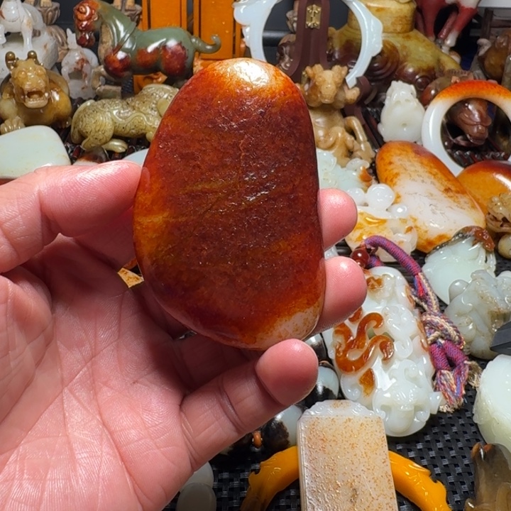 彼***）只买单纯的吊坠，没带链子，属的性质。