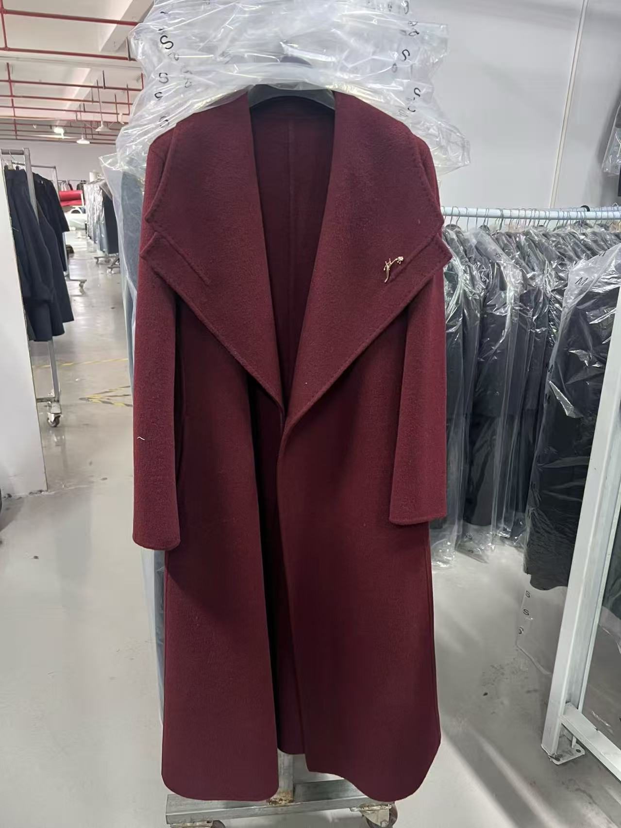 双面羊绒大衣修身款