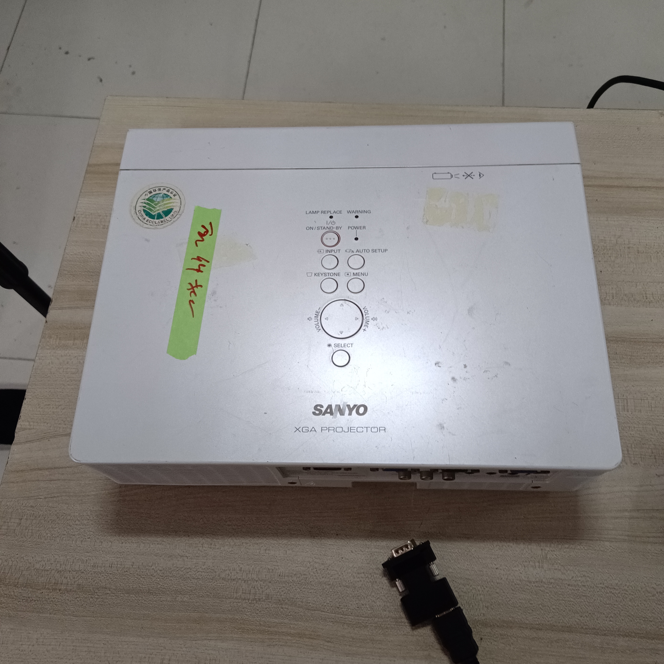 8新  二手三洋投影仪运费自理