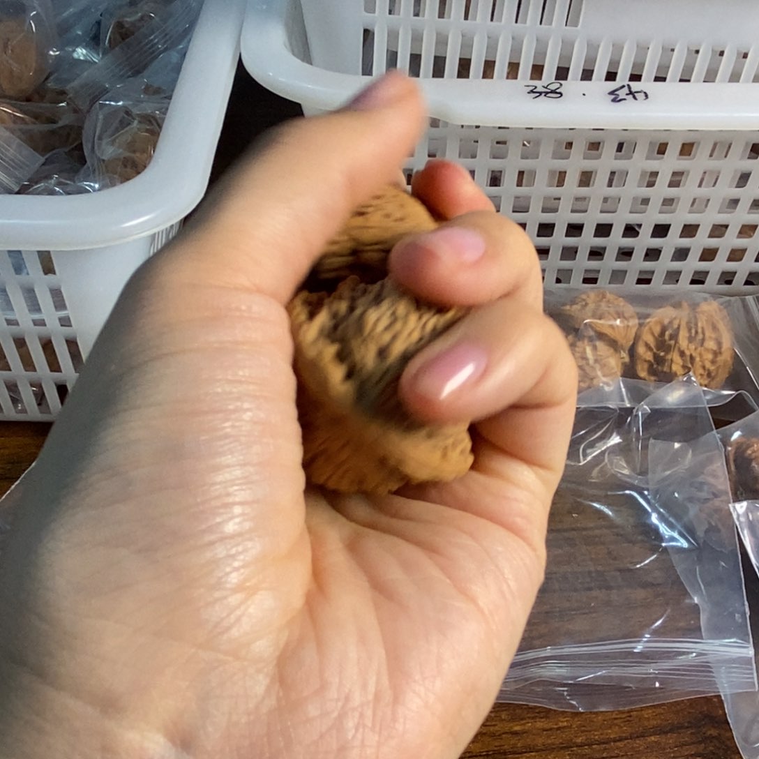 文玩核桃吊坠翊***光密纹188