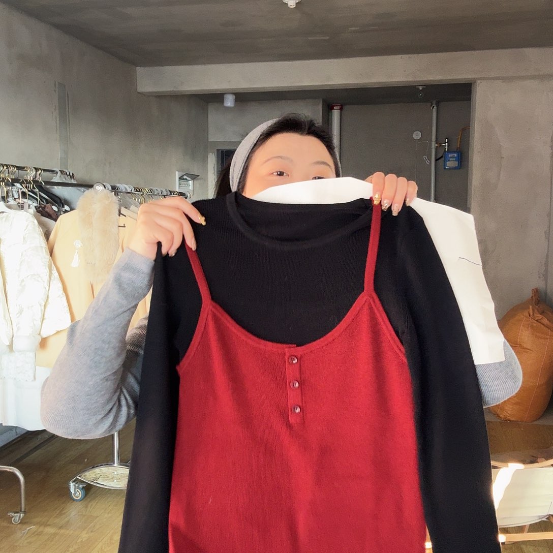 美***呀980小衫。          