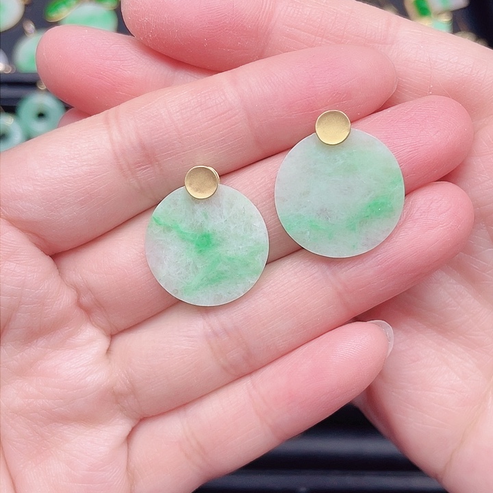 翡翠耳饰18K金镶嵌天然翡翠