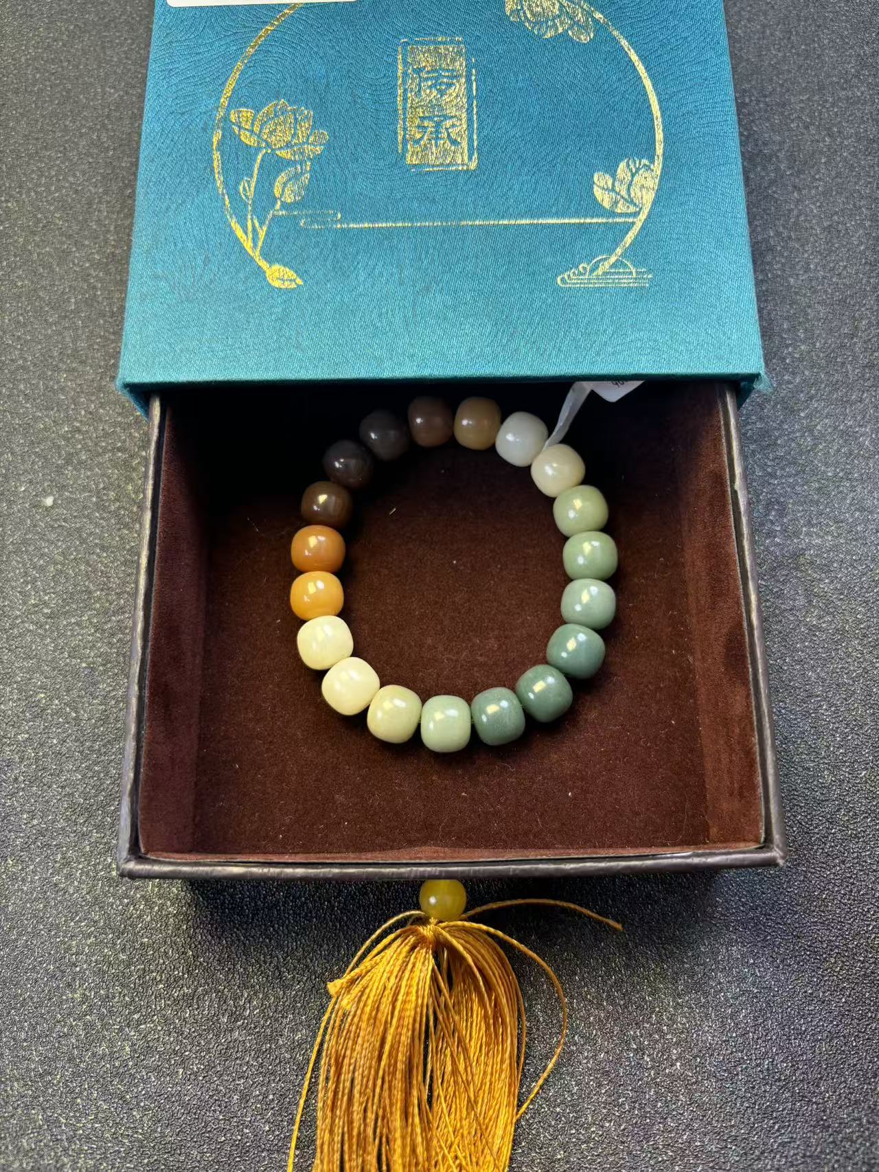 pt精品手串  高端文玩（无礼盒）