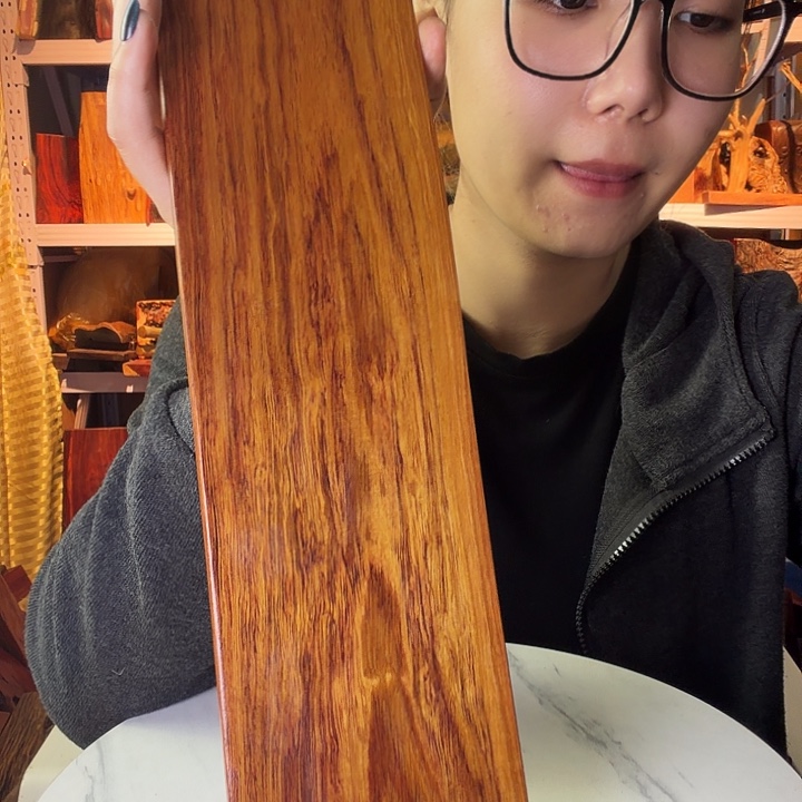 紫檀木类端景台牛*