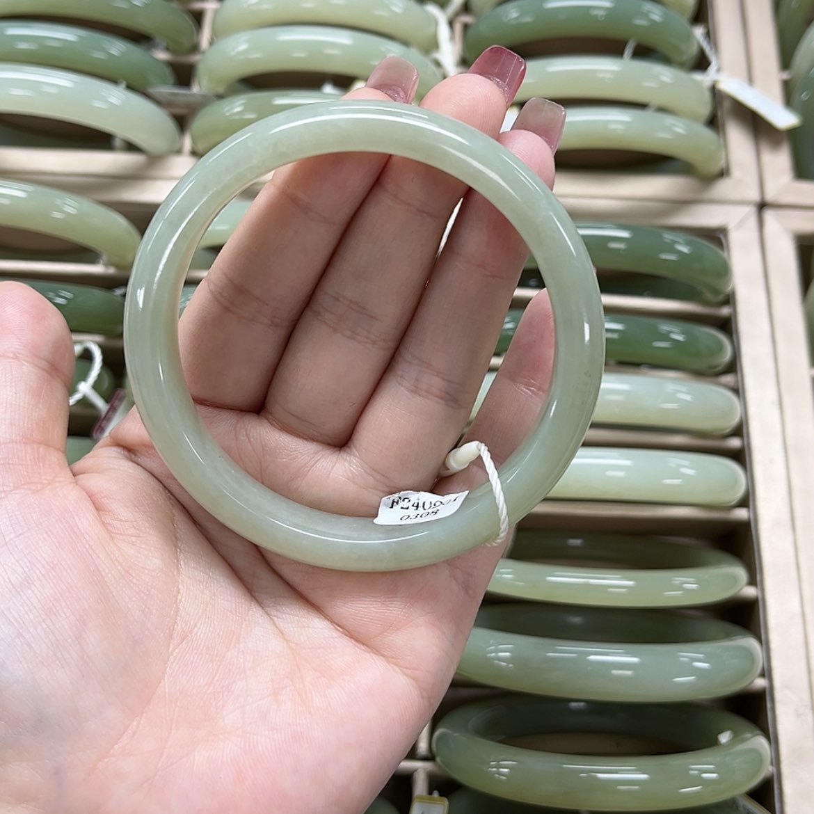 【闪购商品】和田玉手镯未镶嵌