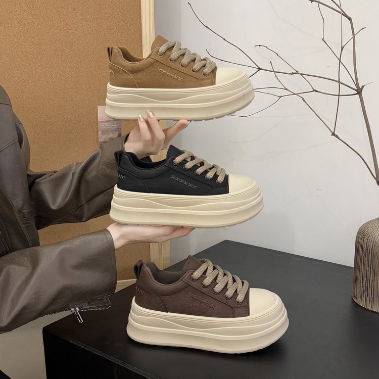 真皮厚底百搭面包休闲板鞋女2025新款秋季显脚小888-10