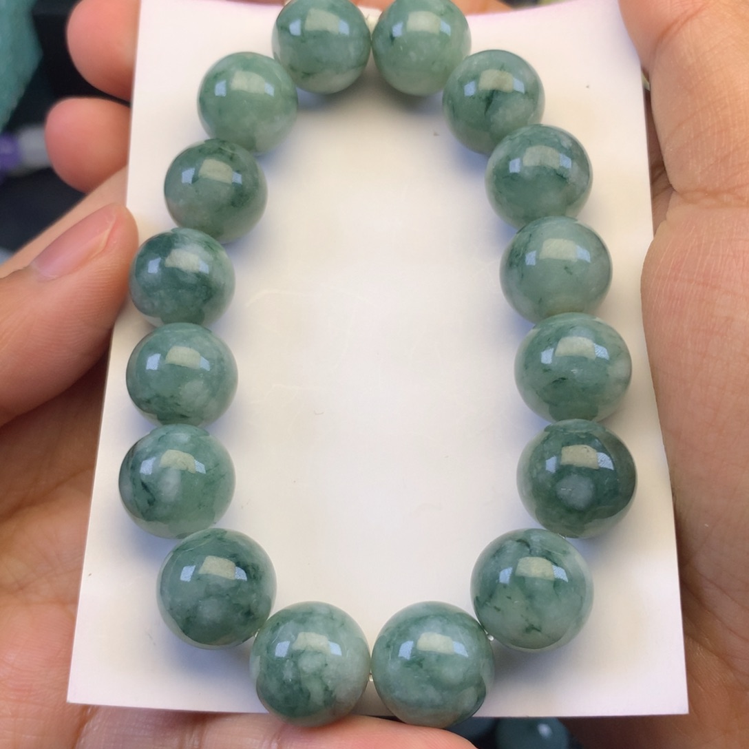 翡翠颈饰未镶嵌天然缅甸翡翠