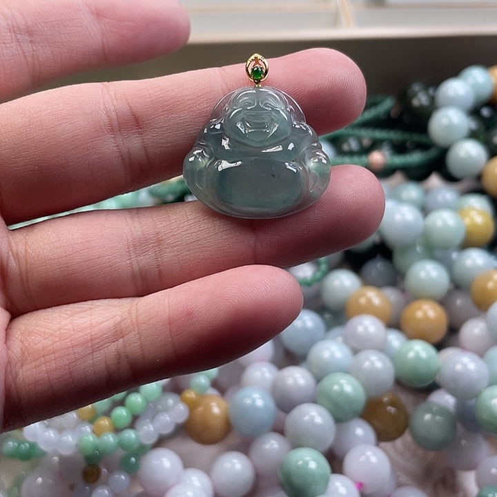 翡翠未镶嵌颈饰77