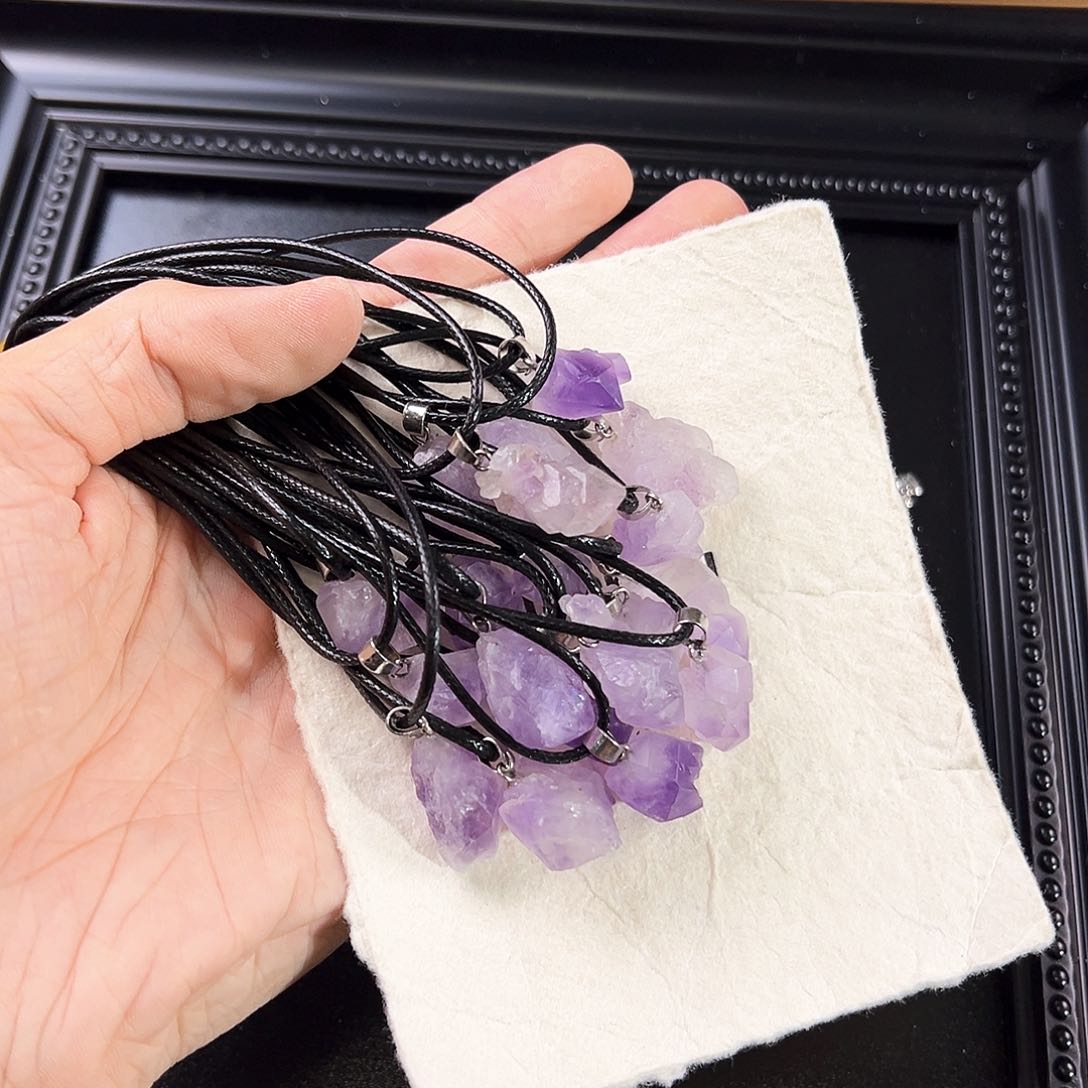 未镶嵌颈饰水晶紫水晶