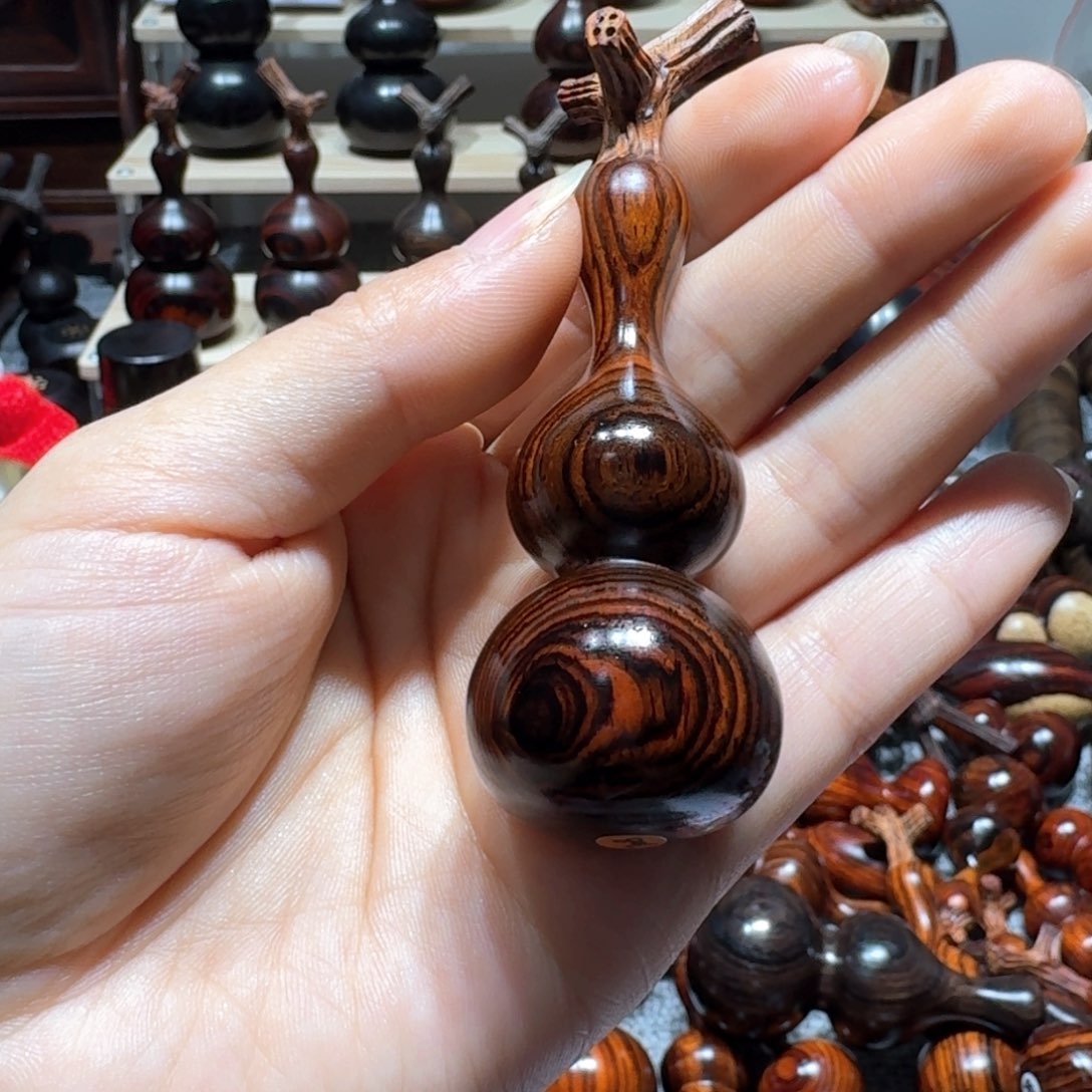 木憨*哥微凹黄檀葫芦葫芦