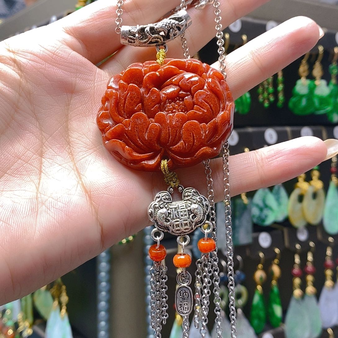 未镶嵌翡翠耳饰翡翠