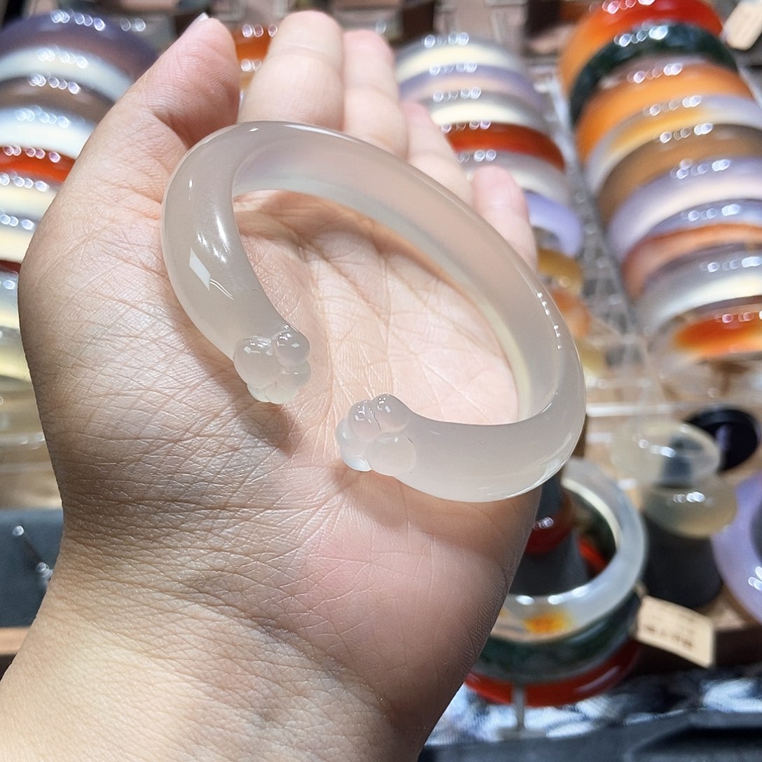 荒****玛瑙/玉髓手镯未镶嵌