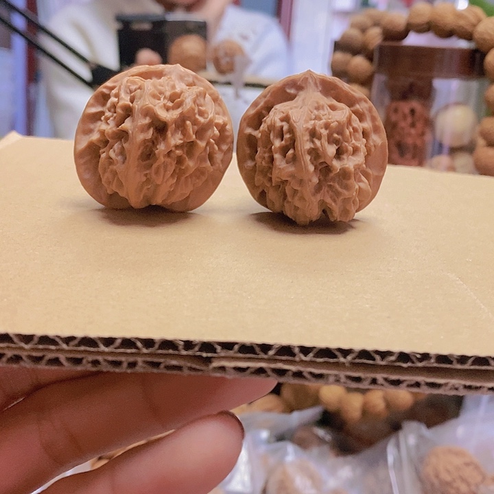 【闪购商品】文玩核桃把件41蜡皮刀子大肚子