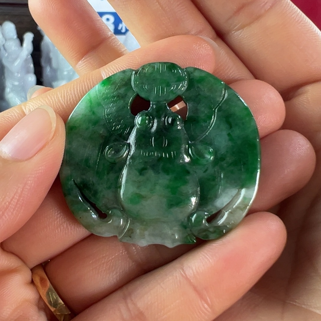 翡翠未镶嵌颈饰天然翡翠挂件